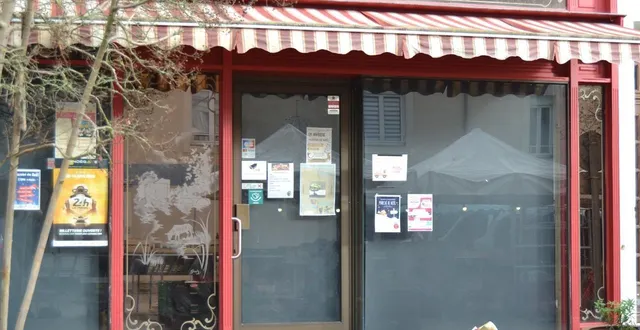 photo  une nouvelle fois, les habitants ont découvert la fermeture de la boucherie.  &copy;  le maine libre 