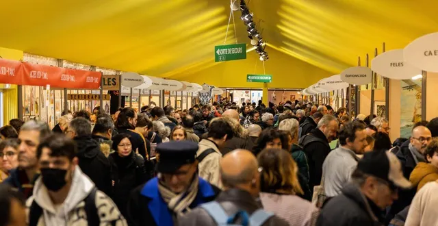 photo  des visiteurs dans la section le nouveau monde du festival de la bande dessinée d’angoulême, le 27 janvier 2023. photo d’illustration.  &copy;  yohan bonnet/afp 