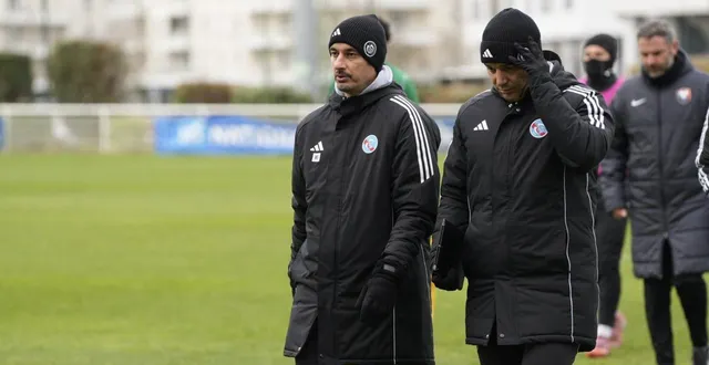 photo  avec la b du rc strasbourg, nicolas seube a signé un retour gagnant, ce lundi 1er décembre 2025, face à la réserve du sm caen (0-2).  &copy;  sm caen 