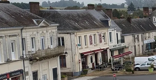 photo  une opération de gendarmerie s’est déroulée à mayet, dans la sarthe, lundi 1er décembre 2025.  &copy;  ouest-france 