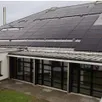 photo les panneaux photovoltaïques sur la toiture et l’isolation de l’établissement permettent 60 % d’économie d’énergie.