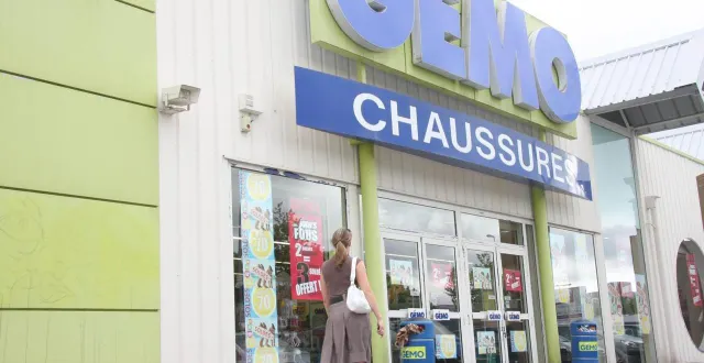 photo  deux anciens dirigeants du magasin gémo de cholet étaient jugés pour harcèlement moral sur des salariés.  &copy;  archives ouest-france 