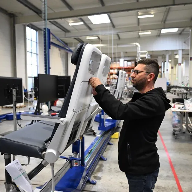 photo avrillé, le 27 octobre 2025. expliseat emploie 120 personnes à avrillé et presque autant à paris.  ©  co – josselin clair