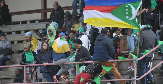 photo  la communauté comorienne est bien représentée en bocage bressuirais. elle est notamment fédérée à travers un club de football, à bressuire.  &copy;  archives co-stéphane seguinard 