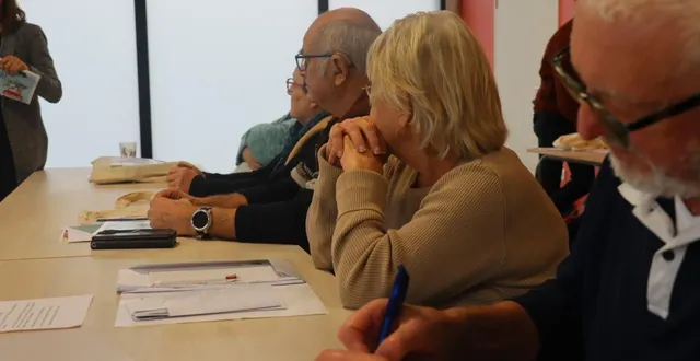 photo  onze personnes étaient présentes pour une réunion du conseil des seniors d’argentan, lundi 1er décembre 2025.  &copy;  ouest-france 