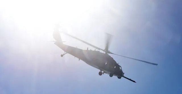 photo  un adolescent a miraculeusement survécu après avoir été victime d’une chute d’une cinquantaine de mètres pendant une randonnée en australie dimanche 30 novembre 2025. photo d’illustration.  &copy;  ian hitchcock/getty images via afp 