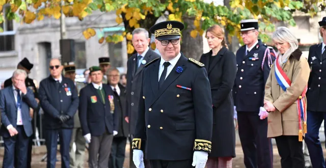 photo  françois pesneau, ici en tenue de cérémonie, est le nouveau préfet de maine-et-loire.  &copy;  préfecture de la haute-vienne 