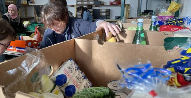 photo  la collecte de solidarité bocage a permis de récolter cinq tonnes de produits alimentaires et d’hygiène à flers (orne).  &copy;  ouest-france 