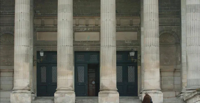 photo  les plaignantes ont défilé devant la cour criminelle de maine-et-loire pour faire le récit des viols qu’elles dénoncent.  &copy;  ouest-france 