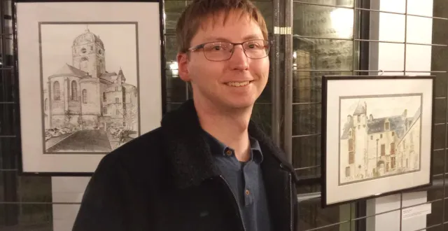 photo  damien gréaume expose à la galerie citoyenne.  &copy;  ouest-france 