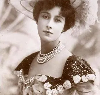 photo  les « cahiers bleus » de liane de pougy, célèbre courtisane née à la flèche (sarthe), sont pour la première fois publiés in extenso. le tome « il faut que je me livre telle que je suis ! été 1919 » vient de paraître.  &copy;  dr 