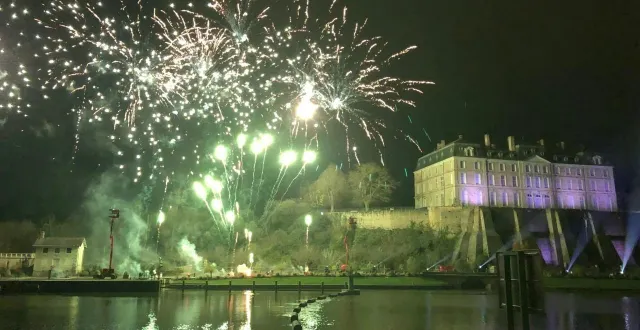 photo  le feu d’artifice sera tiré samedi à 19 h 15.  &copy;  archives le maine libre 