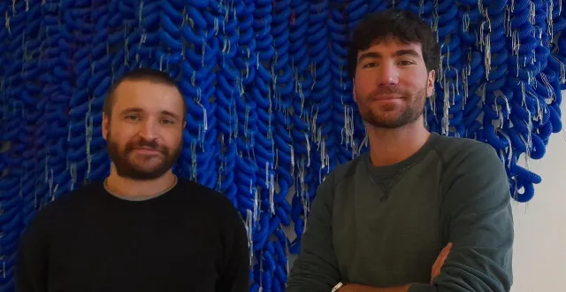 photo  antoine robinault (nouveau batteur du groupe) et hugo heyman (chant et basse), du groupe fleuri désert, seront sur la scène de brassens le 19 décembre.  &copy;  ouest-france 