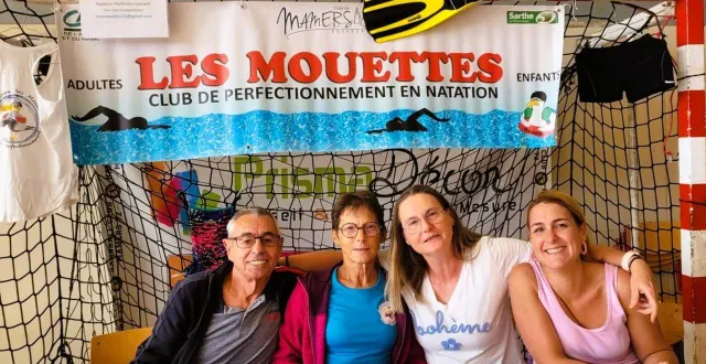 photo  (de droite à gauche) gwen garcia membre actifs du bureau, nadine andreau trésorière, marie claire grouas présidente, gyshlain charon membres actif du bureau.  &copy;  les mouettes 