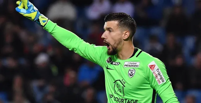 photo  le footballeur, baptiste valette, acquitté par la cour criminelle de meurthe-et-moselle qui lejugeait pour viol.  &copy;  afp 