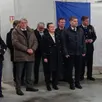 photo le capitaine aurélien deveaux, lors de sa prise de parole, avec, à ses côtés, le colonel christophe brusson, les élus et la représentante de la brigade de gendarmerie.