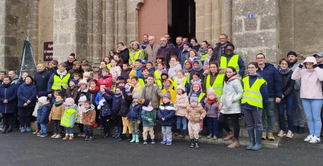 photo  l’escapade des galopins a 5 ans. école et bénévoles étaient au rendez-vous pour les nouvelles plantations.  &copy;  ouest-france 