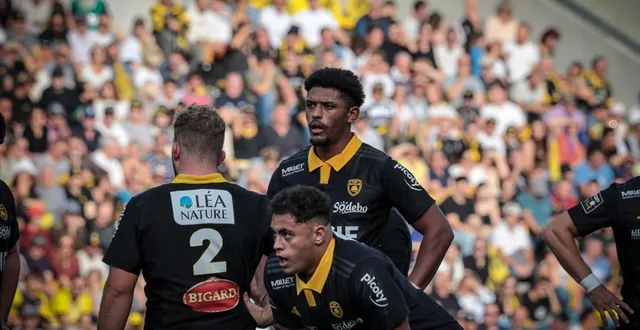 photo  encore espoir, charles kante samba (20 ans) est désormais régulièrement appelé à évoluer en équipe première au stade rochelais.  &copy;  co - jordan magneron 