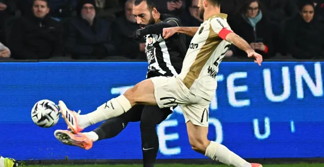 photo  le milieu du sco himad abdelli.  &copy;  franck dubray / ouest-france 