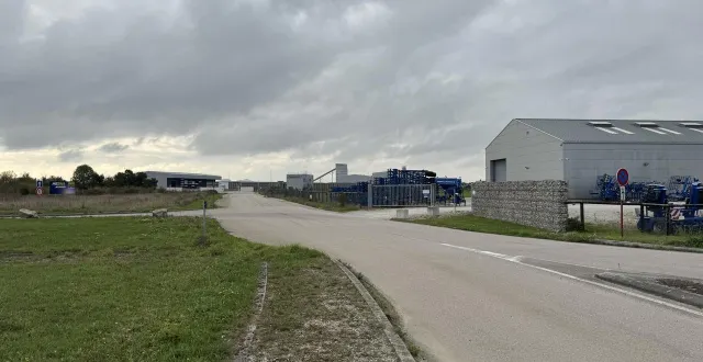 photo  l’entreprise id market avait ciblé la zone d’activités de sées (orne) pour construire un entrepôt logistique xxl.  &copy;  ouest-france 