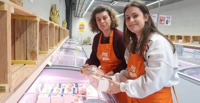 photo  beaufort, le 2 décembre 2025. fabienne, méline et eva (absente sur la photo) sont les trois salariées du nouveau magasin prix miam, qui a ouvert ce mercredi 3 décembre, avenue des tilleuls.  &copy;  co - agathe le nueff 