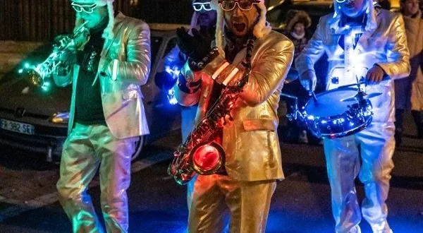 photo  le groupe musical quartet des neiges déambulera dans le marché.  &copy;  fournie par la mairie 