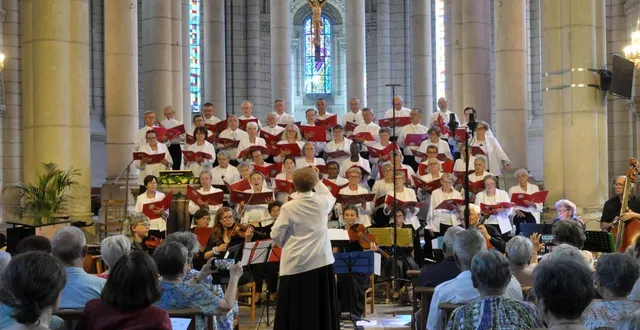 photo  la chorale des chœurs de saint-maur se produira en l’église saint-maurille dimanche 7 décembre.  &copy;  co 