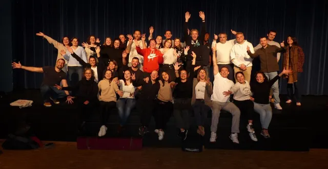 photo  les parents bénévoles répètent assidûment.  &copy;  co 