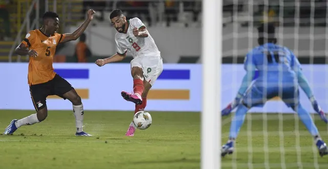 photo  le joueur marocain tarik tissoudali du maroc durant un match en janvier 2024.  &copy;  anadolu via afp 