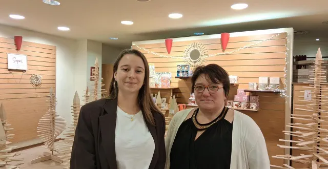 photo  camille mirgaine, chargée de communication d’envie maine (à gauche), et véronique brateau, assistante administrative de la maison royal garden.   &copy;  le maine libre 