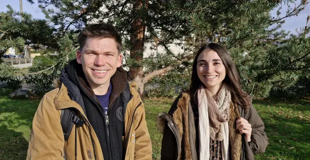 photo  benjamin sainty et tiphaine ginesty formeront le binôme à la tête de liste révolution permanente aux élections municipales 2026 au mans.  &copy;  photo : le maine libre 