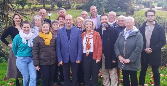 photo  l’équipe beaucouzé demain investie aux côtés de marc pierrot, au centre.  &copy;  ouest-france 