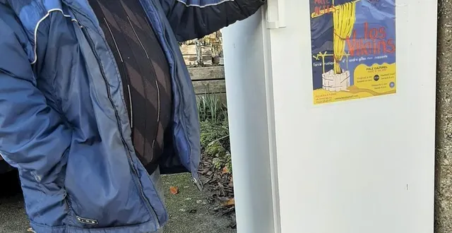 photo  dominique et sa « boîte à livres ».  &copy;  co 