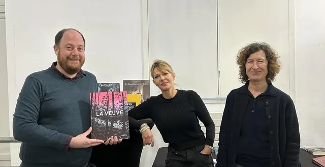 photo  grégory pagano, directeur des musées de l’agglo du niortais, christelle chassagne, adjointe à la culture à la mairie de niort et florence aumond, responsable du service culture de la ville de niort (de gauche à droite).  &copy;  co – marie-valérie jannin 