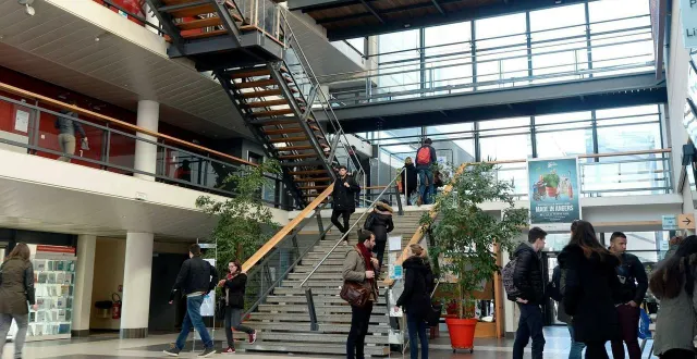 photo  l’université d’angers et sa fondation lancent un grand jeu au profit de la réussite étudiante.  &copy;  archives jérôme fouquet/ouest-france 