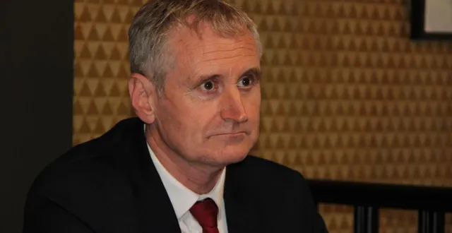 photo  pierre vaugarny, ici lors de la campagne des élections législatives de 2024, mènera la liste du rn dans la cité fertoise.  &copy;  le maine libre alix froissart 