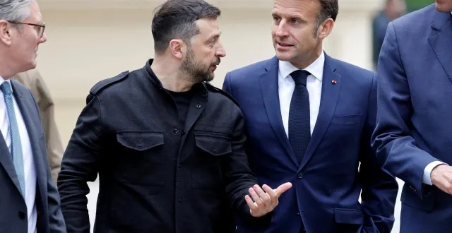 photo  le président ukrainien volodymyr zelensky et emmanuel macron à kiev, le 10 mai 2025, lors d’une réunion avec le premier ministre britannique keir starmer et le chancelier allemand friedrich merz.  &copy;  ludovic marin / afp 