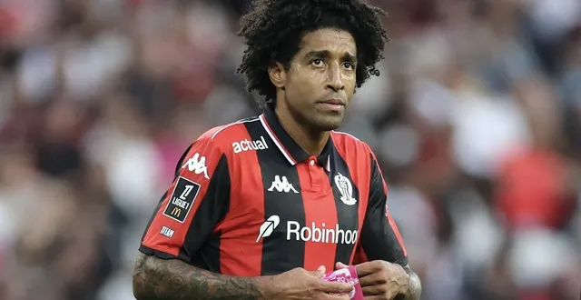 photo   « dante ne reviendra pas sur le terrain en 2025 », a annoncé samedi 6 décembre l’entraîneur niçois franck haise à la veille de la réception d’angers pour le compte de la 15e journée de ligue 1.  &copy;  valery hache / afp 