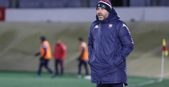 photo  romain leroux, entraîneur de la réserve du sm caen.  &copy;  archives marc olejnik 