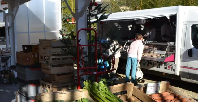 photo  des tickets de tombola seront remis aux clients les 10 et 17décembre.  &copy;  le maine libre 