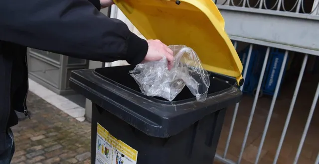 photo  les déchets sont à jeter en vrac dans les bacs.  &copy;  photo d’illustration - archives co - marie delage 