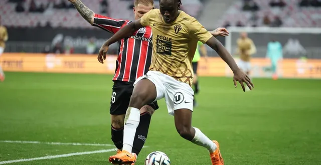 photo  l’attaquant angevin sidiki cherif.  &copy;  photo afp 