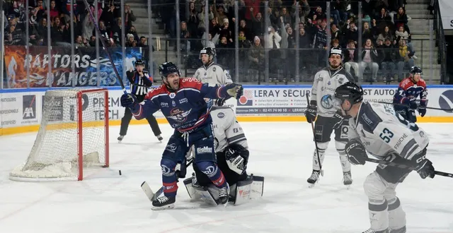 photo  romain gutierrez et les ducs d’angers ont retrouvé le chemin de la victoire.  &copy;  co - michel durigneux 