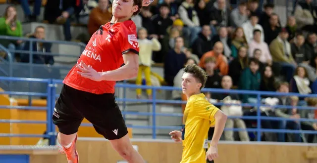 photo  marius badoz et les niortais devront réagir la semaine prochaine contre segré pour bien terminer l’année.  &copy;  co - marie delage 