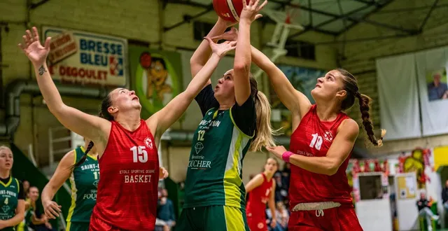 photo  elsa marreau.  &copy;  archives arnaud despelchain 