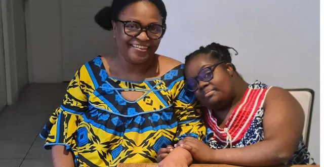 photo  dominique et sa fille angélina.  &copy;  co 