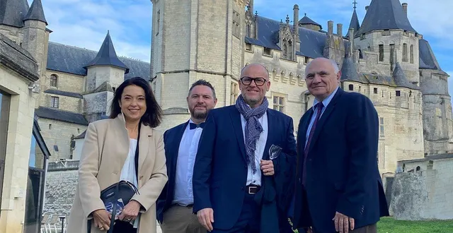 photo  catherine auffret (membre du clap, société idealys) ; armand hervoil (organisateur, du lycée duplessis-mornay à saumur), yann auffret (vice-président du clap, société iprim) ; philippe aubrun, (organisateur, lycée duplessis-mornay).  &copy;  co 