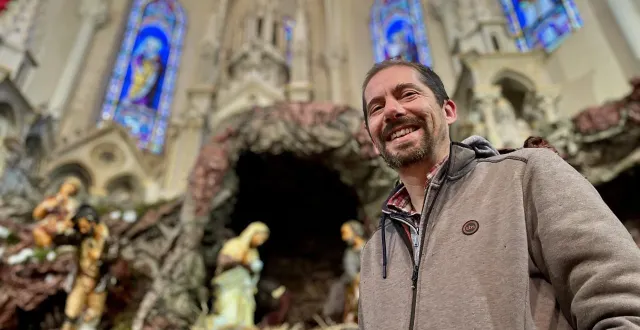 photo  trémentines, le 2 décembre 2025. pierre étienne grislin a pris ses nouvelles fonctions de prêtre en septembre au puy-saint-bonnet, commune associée à cholet (maine-et-loire).  &copy;  co - lucas rojouan 