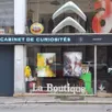 photo devanture du cabinet de curiosités à briouze