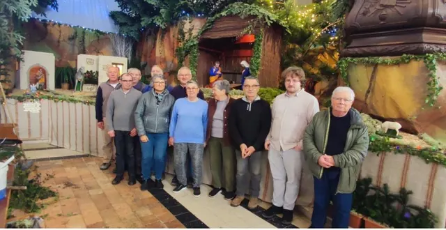 photo  lundi 8 décembre, une équipe d’une dizaine de bénévoles a terminé la mise en place de la crèche dans l’église saint-denis de candé. il leur a fallu une semaine pour tout installer. chaque année, l’équipe prend le temps de réaliser cette crèche. du côté de la régularité des messes à candé, la situation ne paraît pas avoir évolué. les offices du dimanche se déroulent au louroux-béconnais.  &copy;  ouest-france 